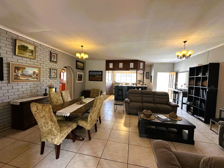 7 Bedroom Property for Sale in Deneysville Free State